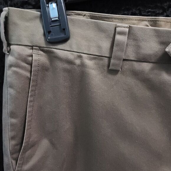 Jos. A. Bank Mens Pants Khaki Size 36Wx32L 100% Cotton Pockets Belt Loops Zipper - Picture 9 of 12